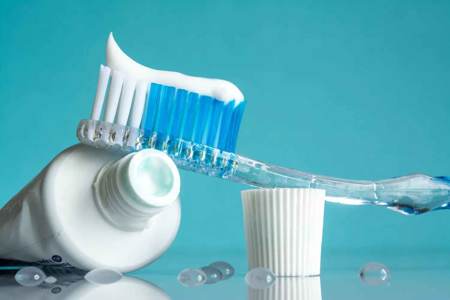 Professional Fluoride vs. Toothpaste: What’s the Difference and Why It Matters
    title=